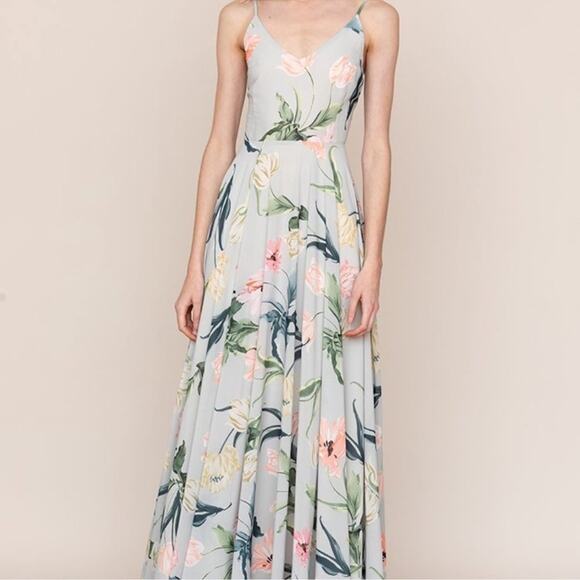Yumi Kim Revolve Women’s Peace and Love Sage Floral Maxi Dress in Westview Moon - Picture 9 of 13